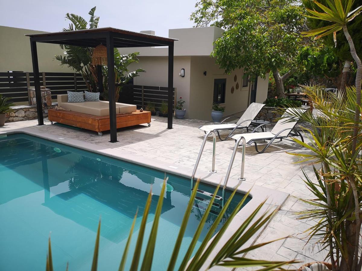 Spacious Maistrali Villa, Private Pool & Garden Родакіно Екстер'єр фото