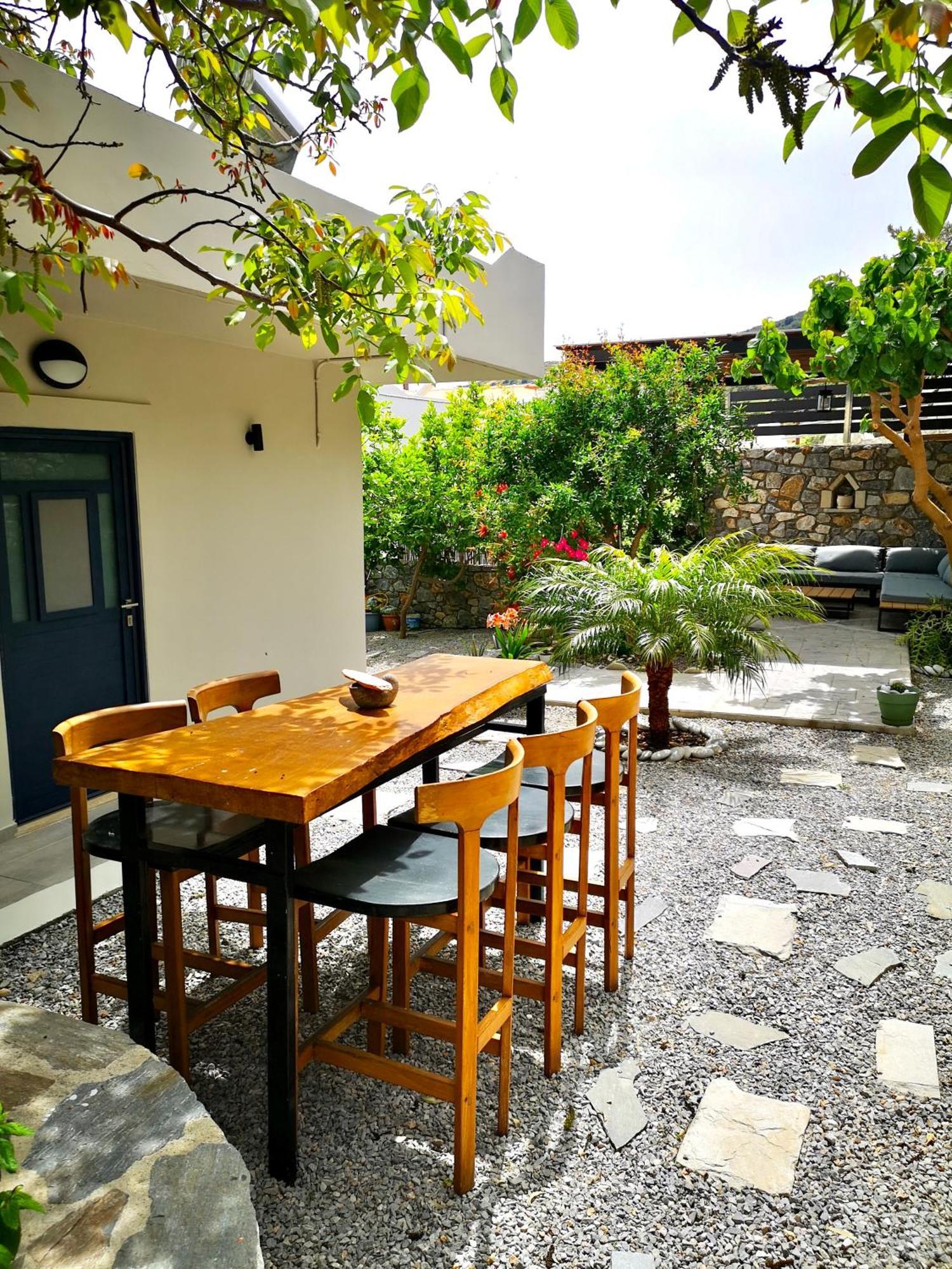 Spacious Maistrali Villa, Private Pool & Garden Родакіно Екстер'єр фото