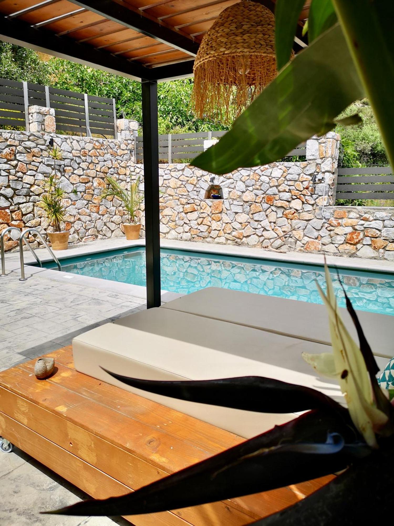 Spacious Maistrali Villa, Private Pool & Garden Родакіно Екстер'єр фото